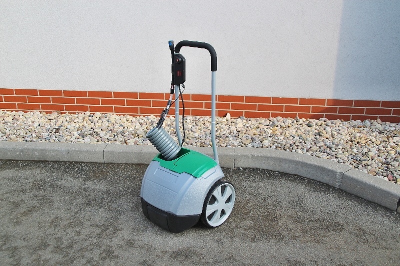 Mobilní nádrž pro doplňování vody