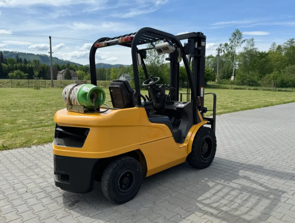 VZV LPG Caterpillar GP35N