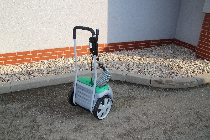 Mobilní nádrž pro doplňování vody